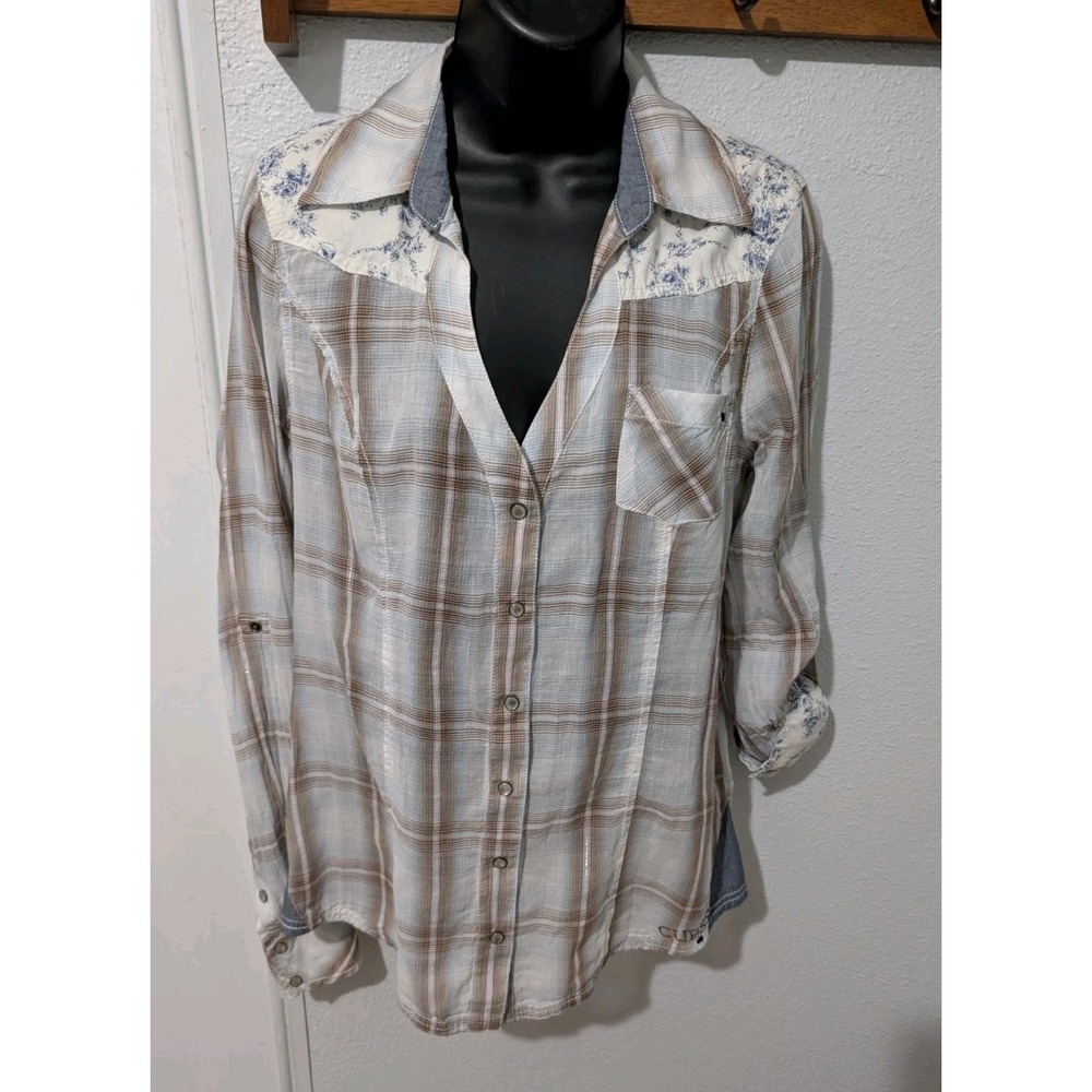 GUESS Los Angeles Women's Plaid Pearl Snap-Front Shirt M Floral Yoke Western